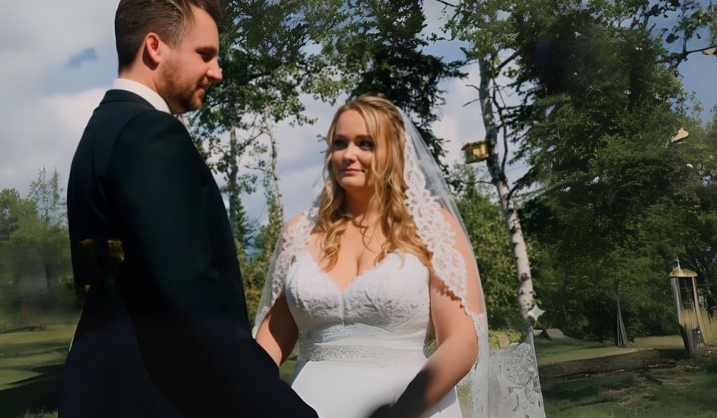 The Love Story The way Monica met her husband